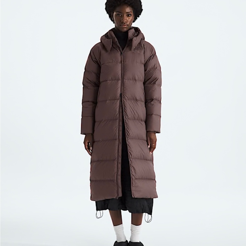 The North Face Women’s Hydrenalite City Long Down Hooded Parka.